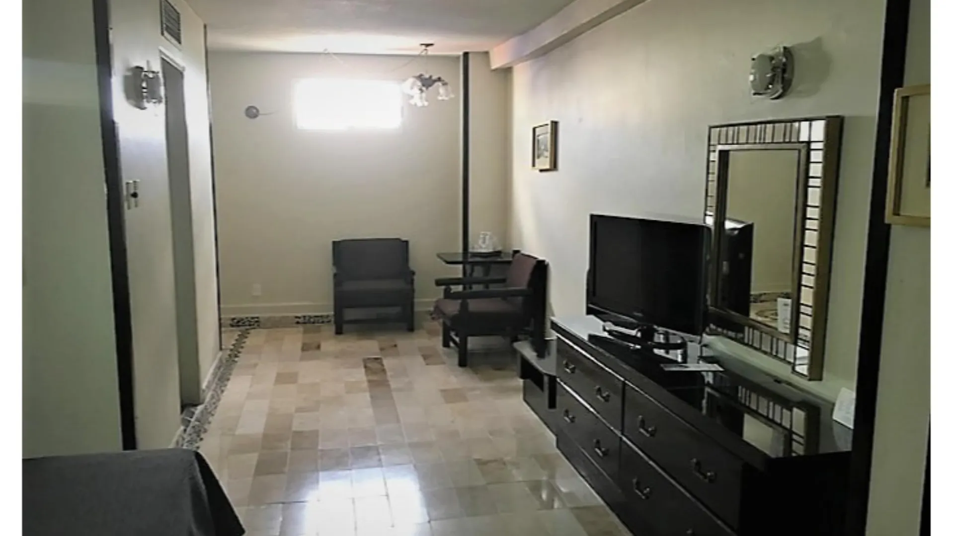 Aristos Puebla Hotel