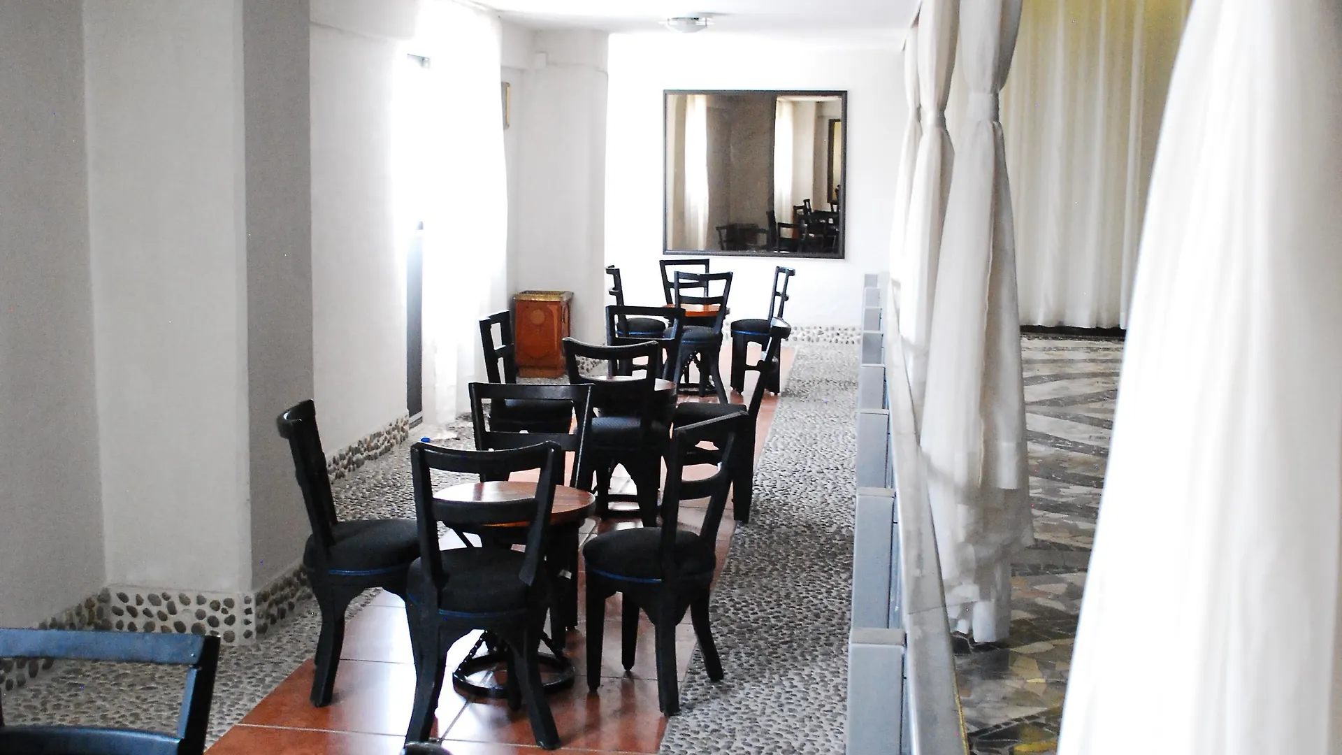 Aristos Puebla Hotel