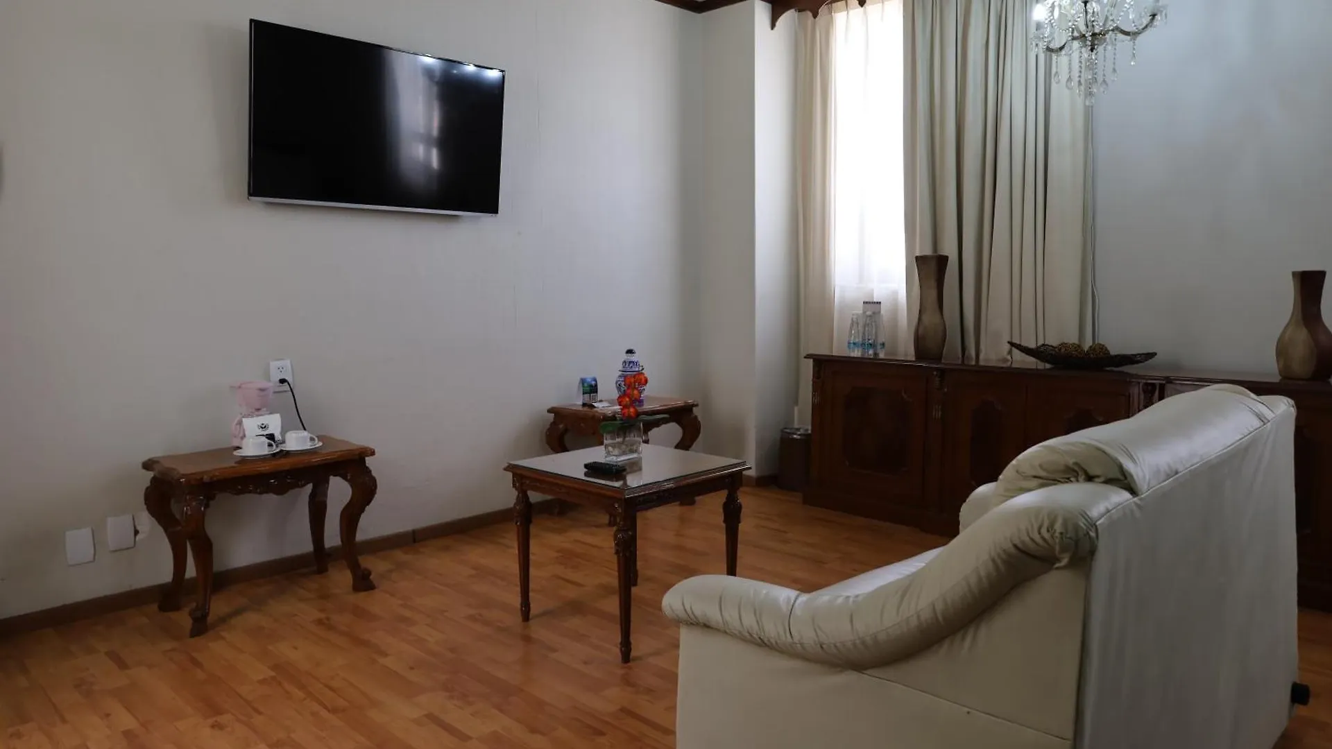 Hotel Aristos Puebla de Zaragoza